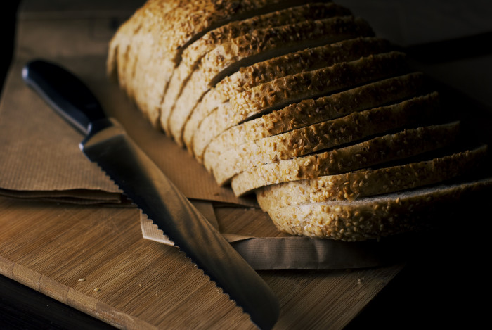 bread-wood-knife-paper